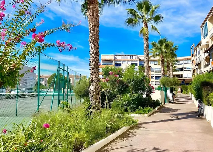 Nauti'cap アパート *